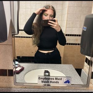 Meet your Posher, Ari